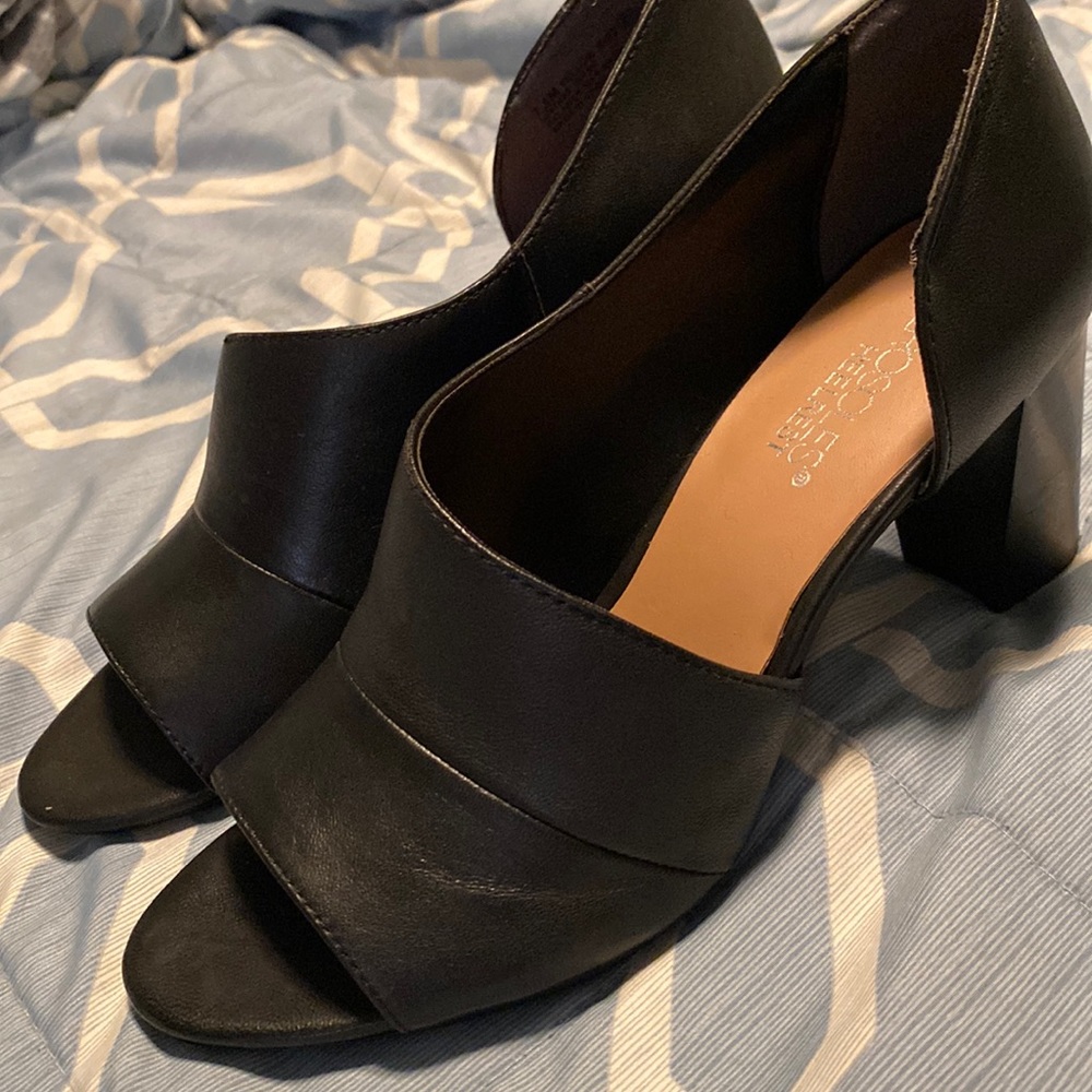 Never worn Aerosoles Heels